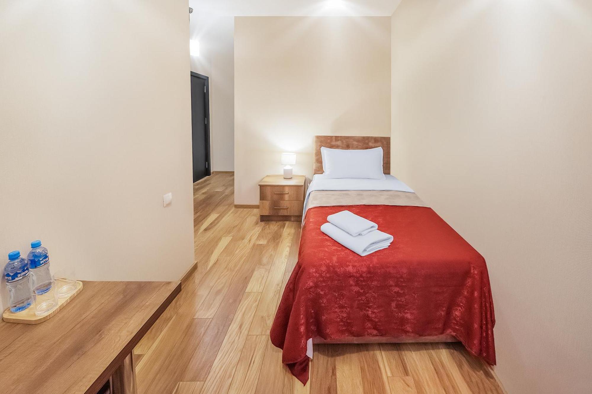 Dzvel Ubanshi Hotel Gori Eksteriør billede